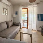 Four-bedroom With Sea View 01 Сasa de vacaciones