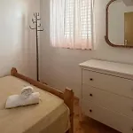 Сasa de vacaciones Four-bedroom With Sea View 01 *