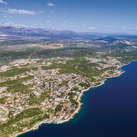Four-bedroom With Sea View 01 * Maslenica
