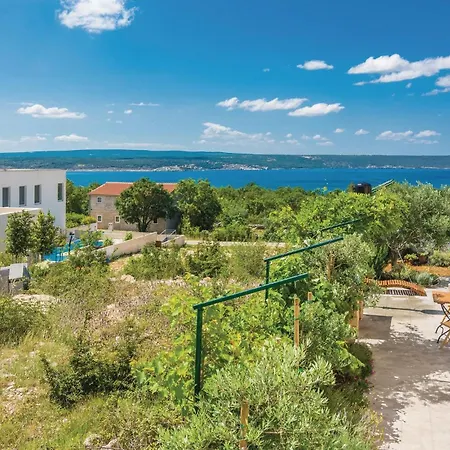 Four-bedroom With Sea View 01 Сasa de vacaciones